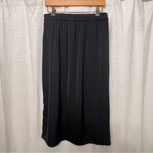GAP Black Midi Skirt with Elastic Waist